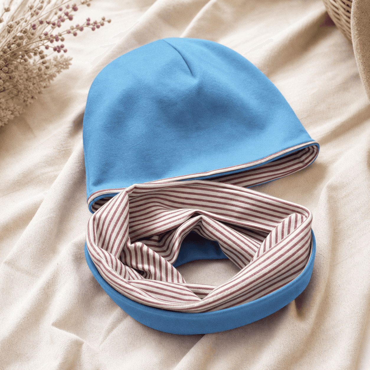 Beanie & Ringel-Loop Blau - handgemachtes Atelierstück aus der Arndt Nähstube